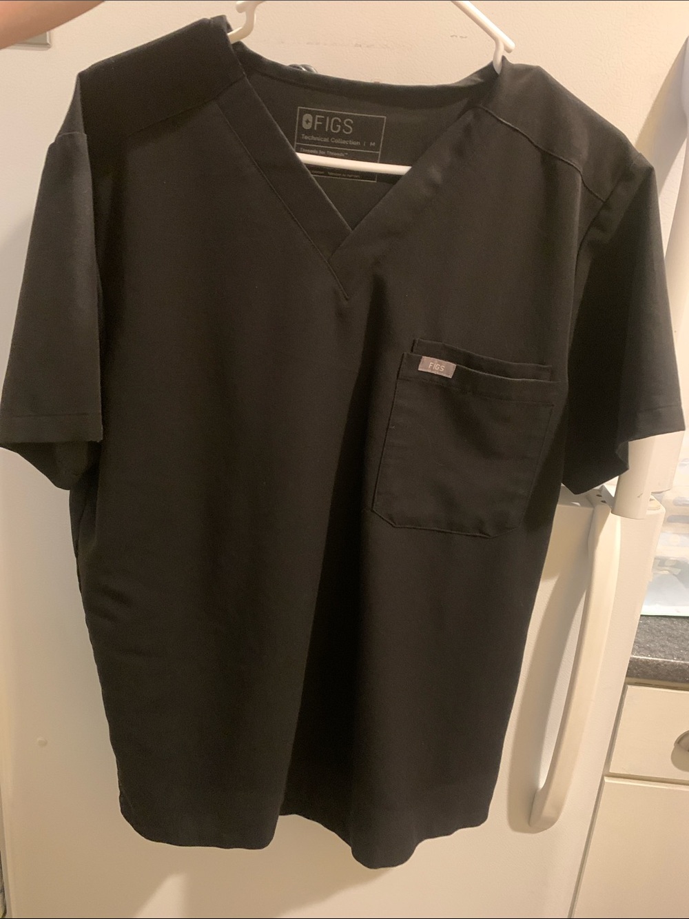 Figs Men’s Black V-Neck Short Sleeve Scrub Top